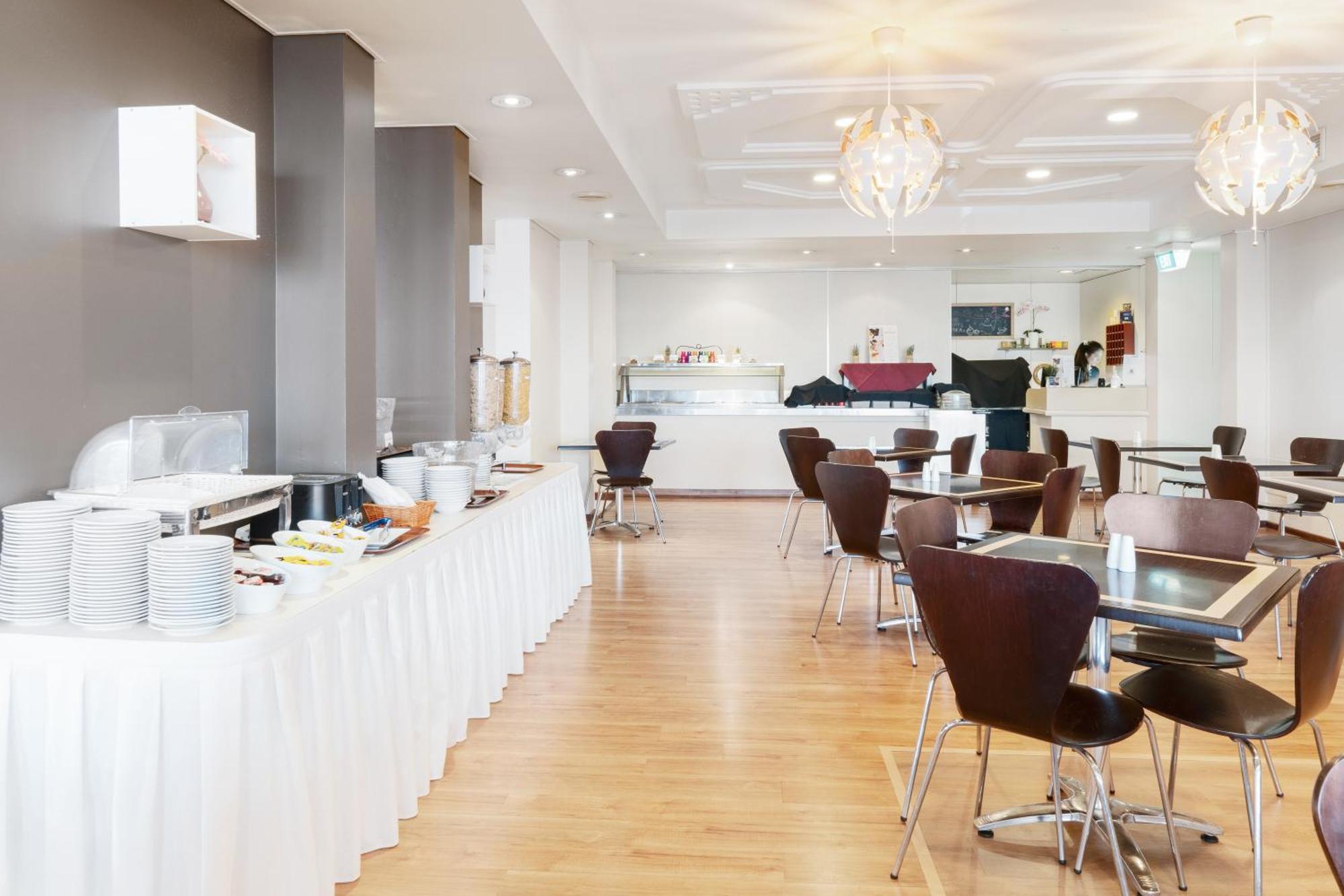 Quality Hotel Ambassador Перт Экстерьер фото