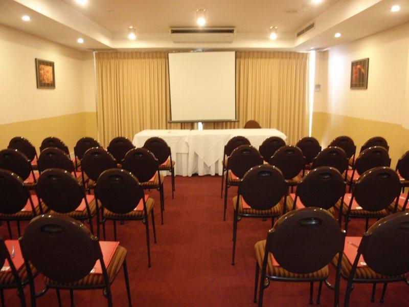 Quality Hotel Ambassador Перт Экстерьер фото