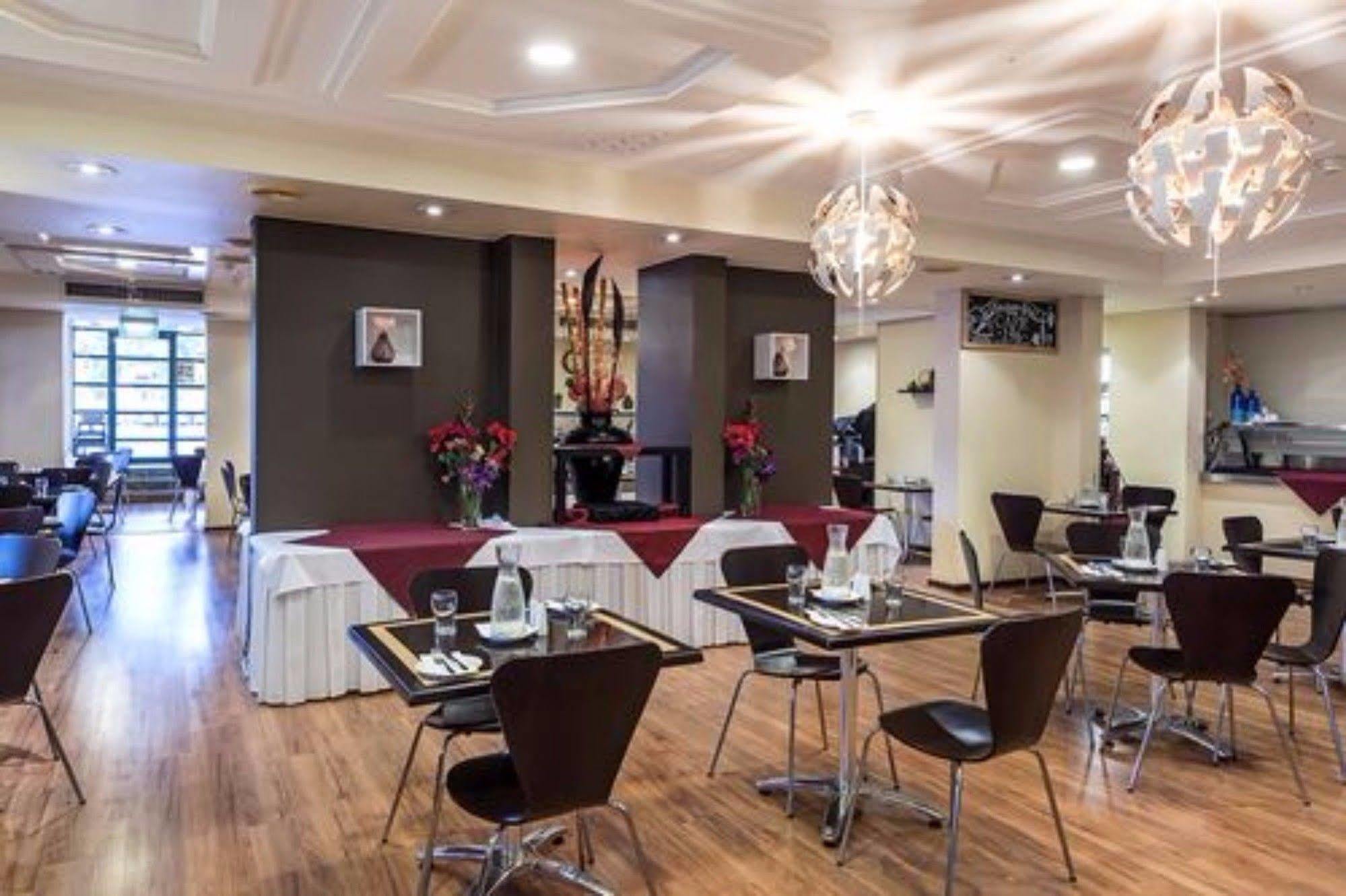 Quality Hotel Ambassador Перт Экстерьер фото