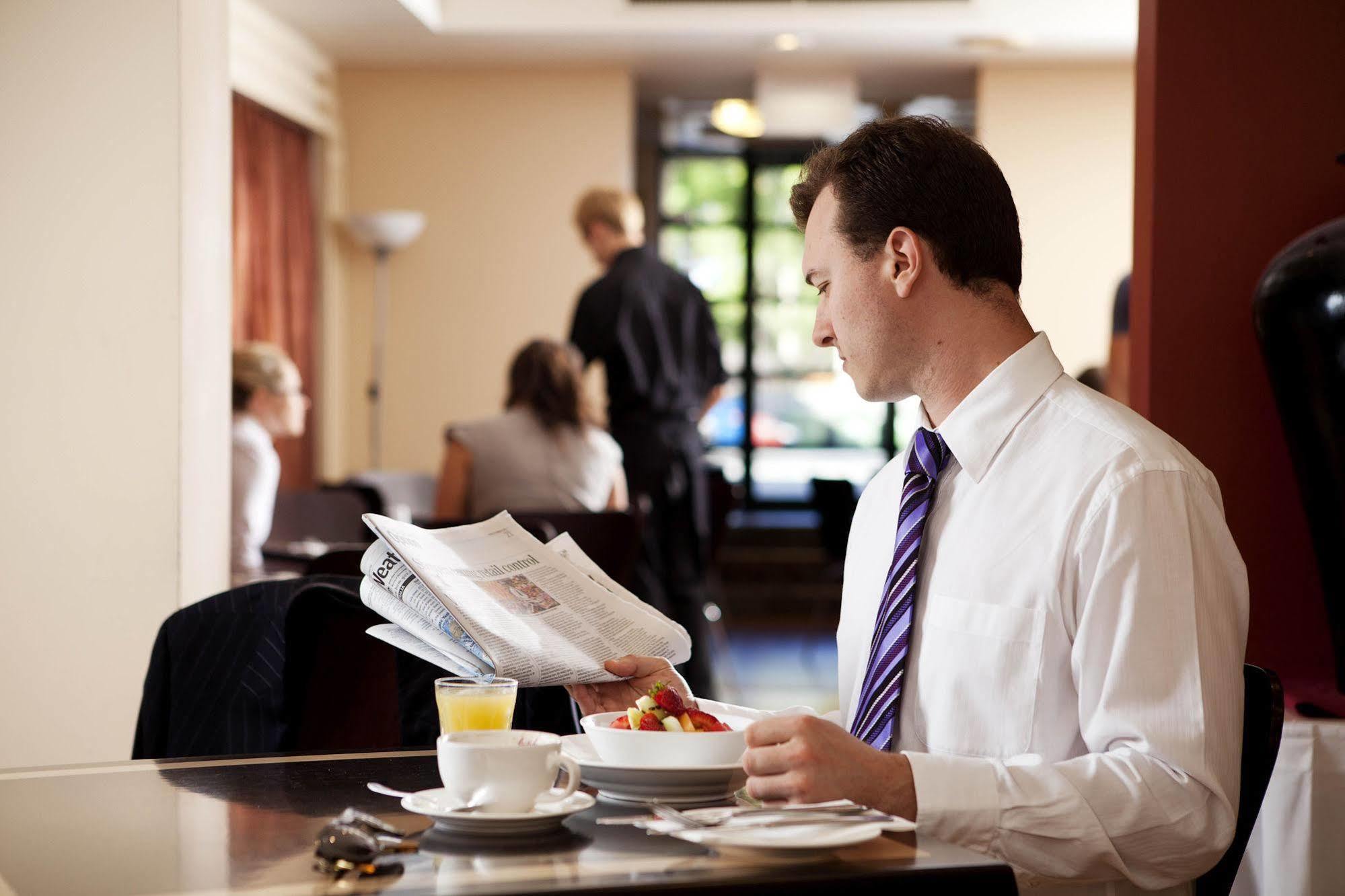 Quality Hotel Ambassador Перт Экстерьер фото